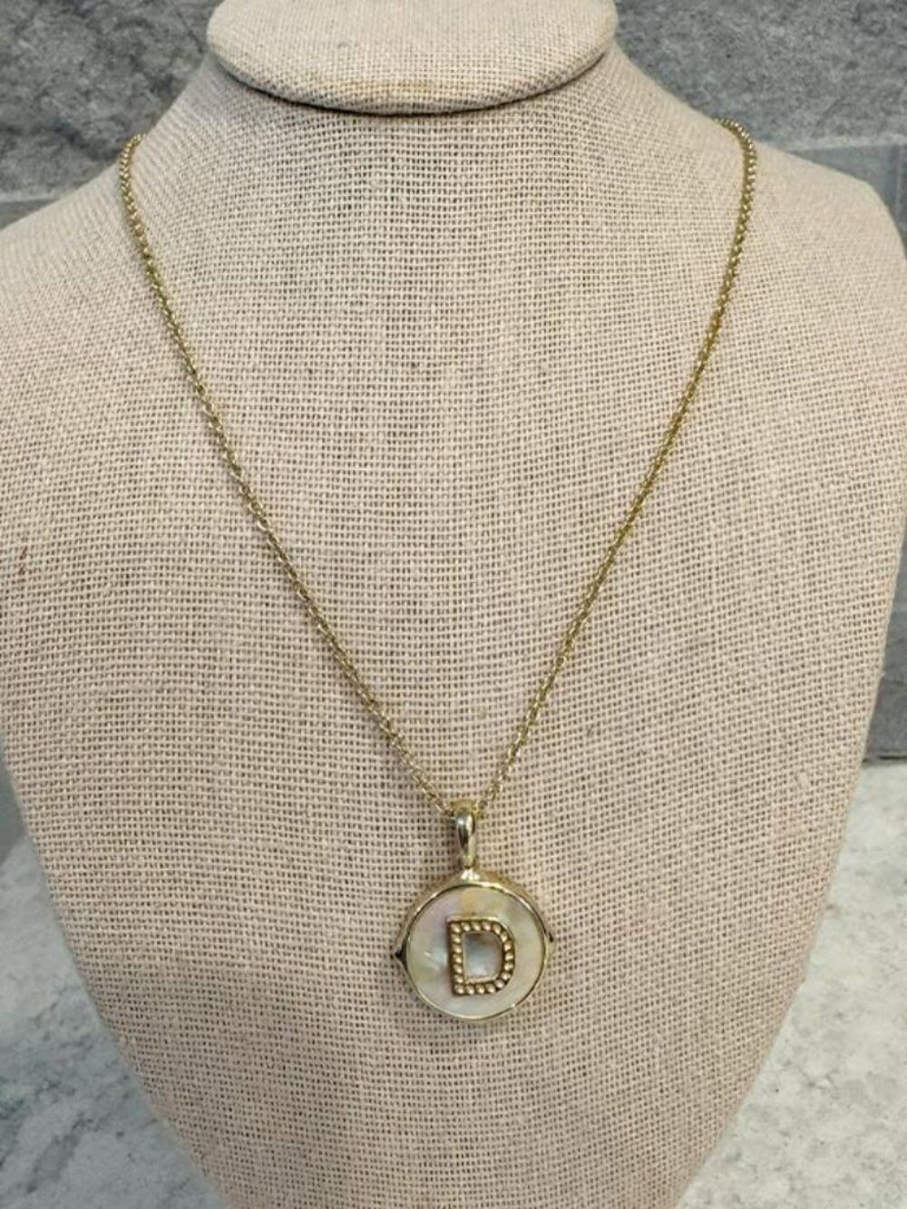 Kendra Scott Letter D Gold Disc Reversible Necklace in Iridescent Abalone 19"